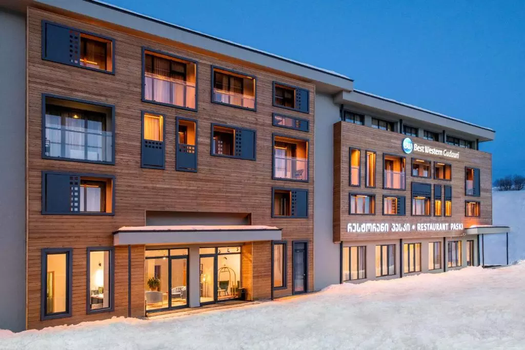 نمای هتل بست وسترن گودائوری